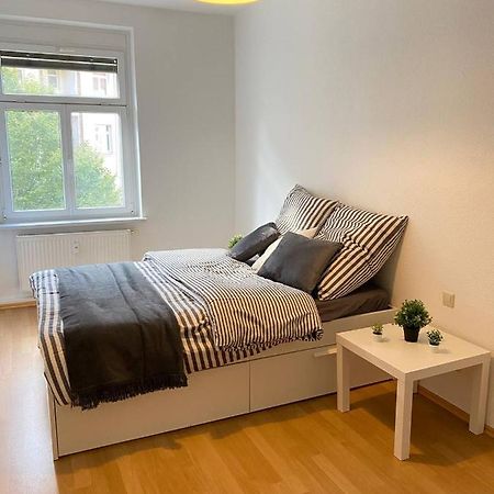 Schones Zimmer Naher Bahnhof Neustadt Dresden Zentral Wlan 外观 照片